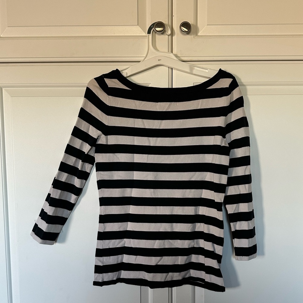 Tommy Bahama Black and White Striped Long Sleeve Top GUC - Picture 2 of 4